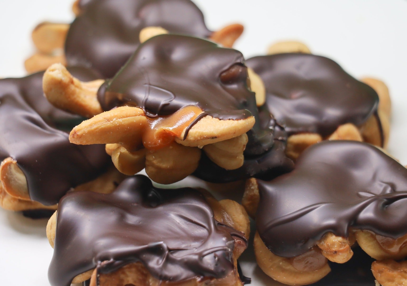 cashew turtles - dark chocolate