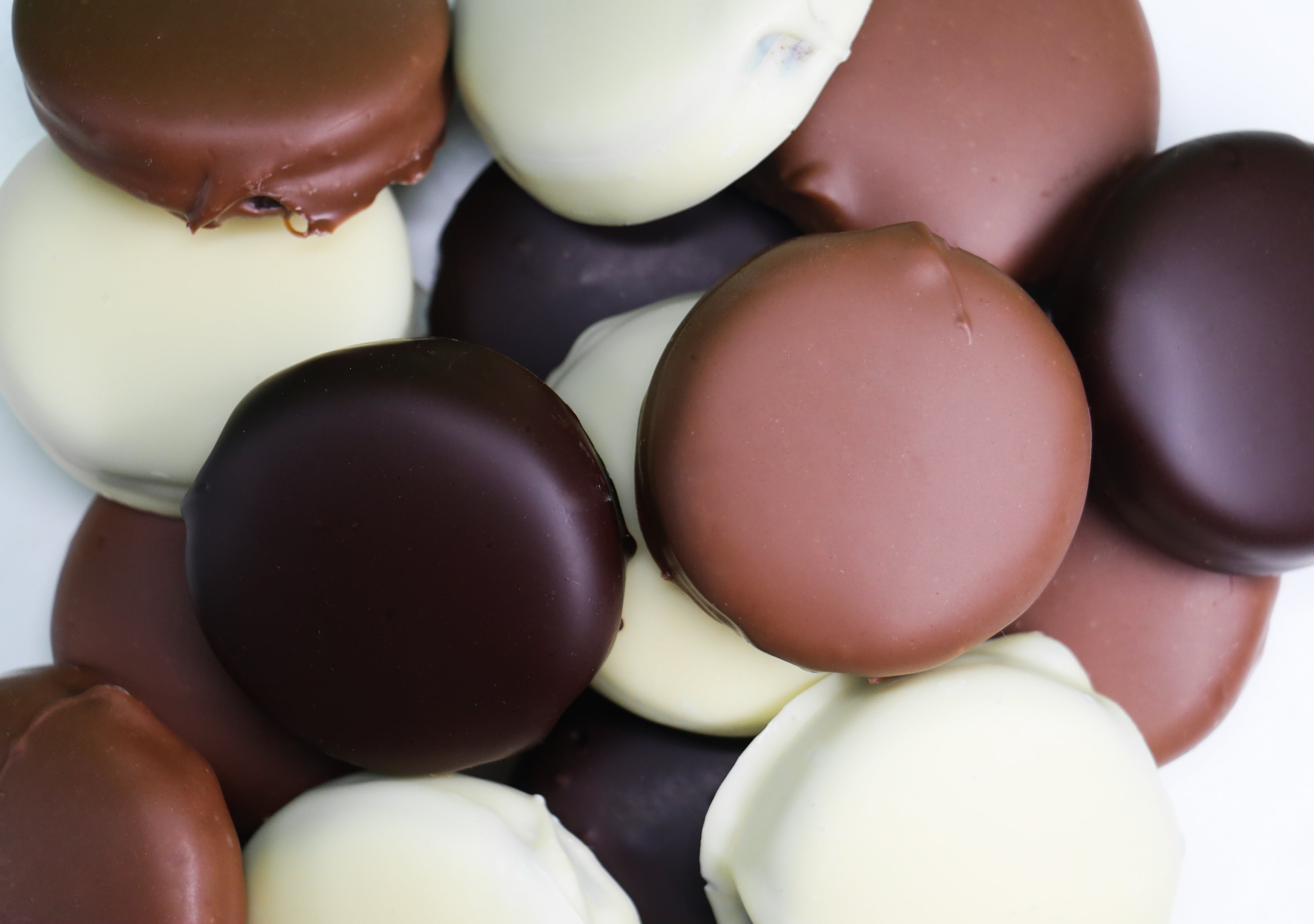 CHOCOLATE COVERED OREOS